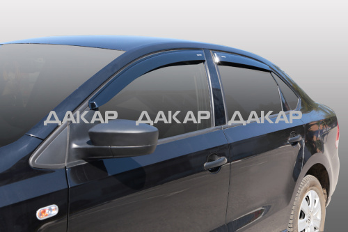 VOLKSWAGEN_POLO_2